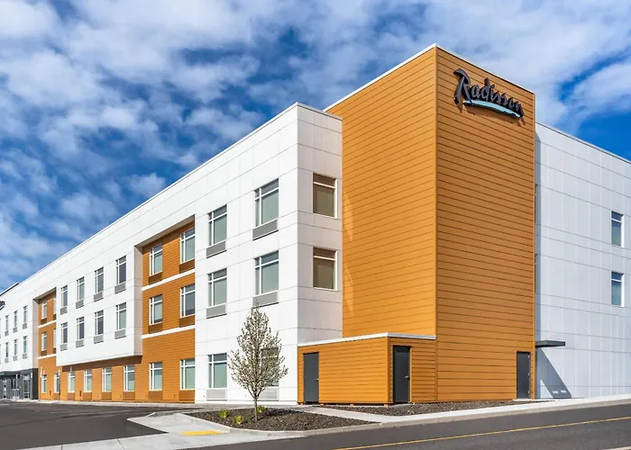 Radisson Pendleton Airport