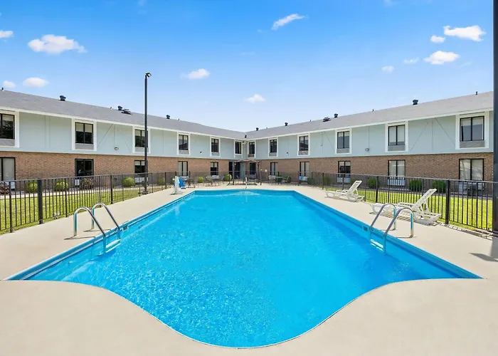 Super 8 By Wyndham Harrison Ar
