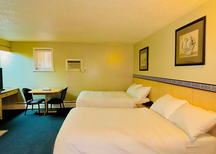 Silver Crest Lodge