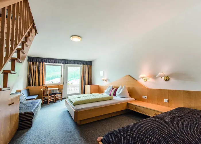 Hotel Fronza - Your Hike & Mountain Home Luttach