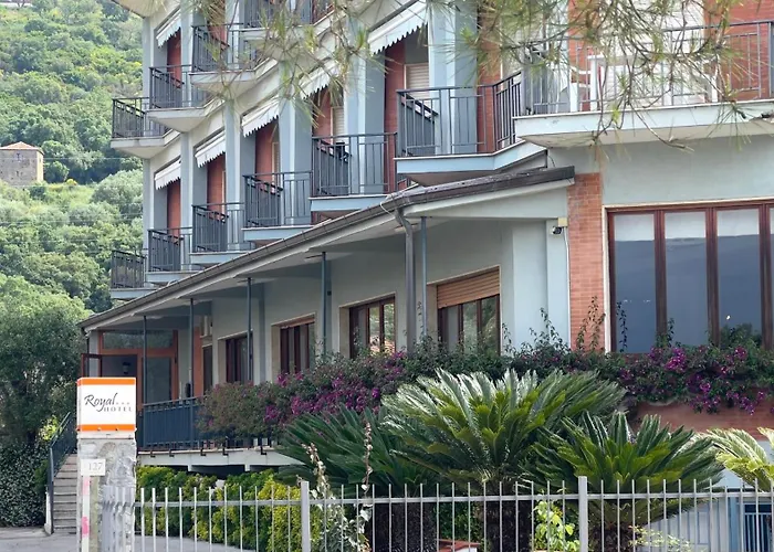 Hotel Royal