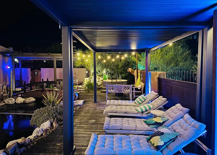 Mi Kasa Hot Springs Clothing Optional,420 Friendly,Adults Only, Hotel Desert Hot Springs