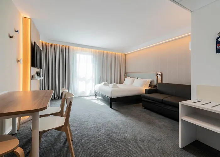 Holiday Inn Express&Suites Reims - Rives de Vesle by IHG