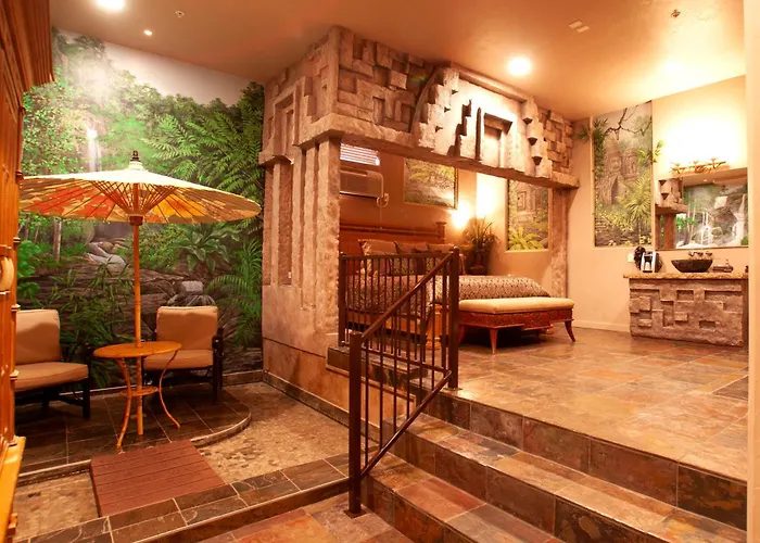 Destinations Inn Theme Rooms