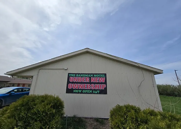 Oyo Sandman Inn