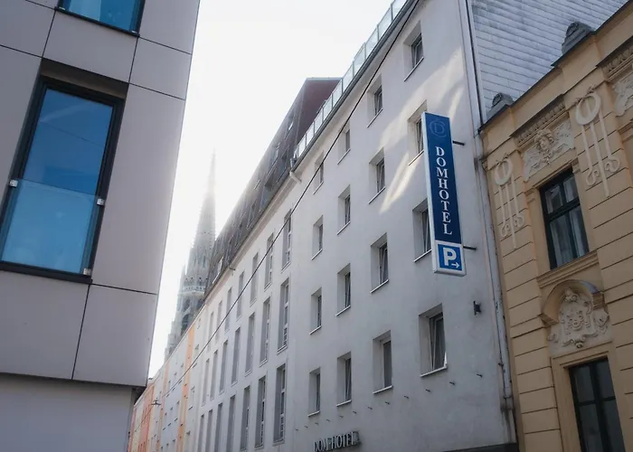 Dom-Hotel