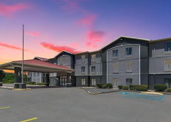 Baymont By Wyndham Moss Point Pascagoula