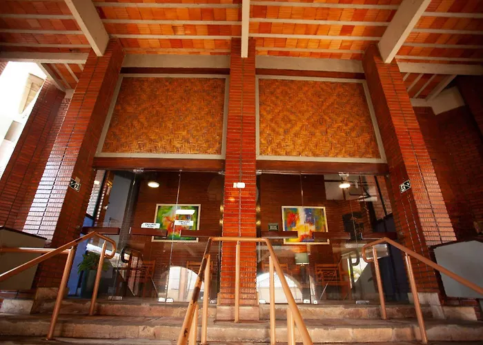 Hotel Verdes Mares