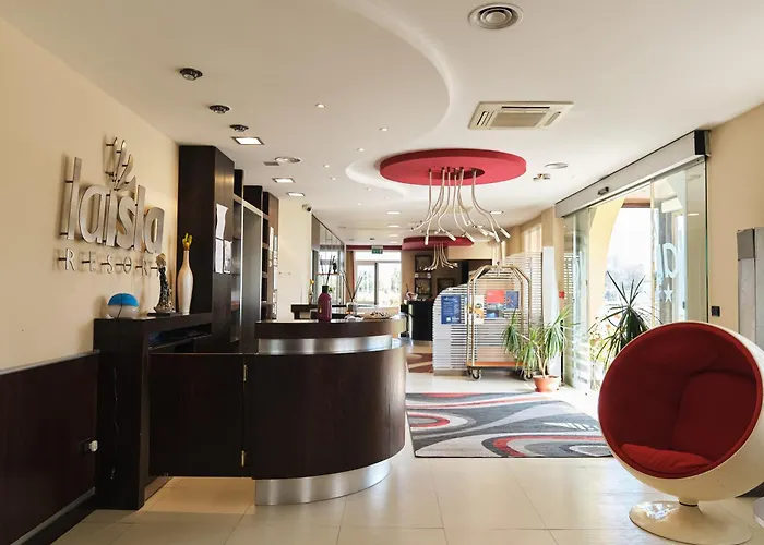 La Isla Resort