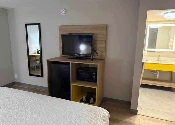Days Inn By Wyndham Reno