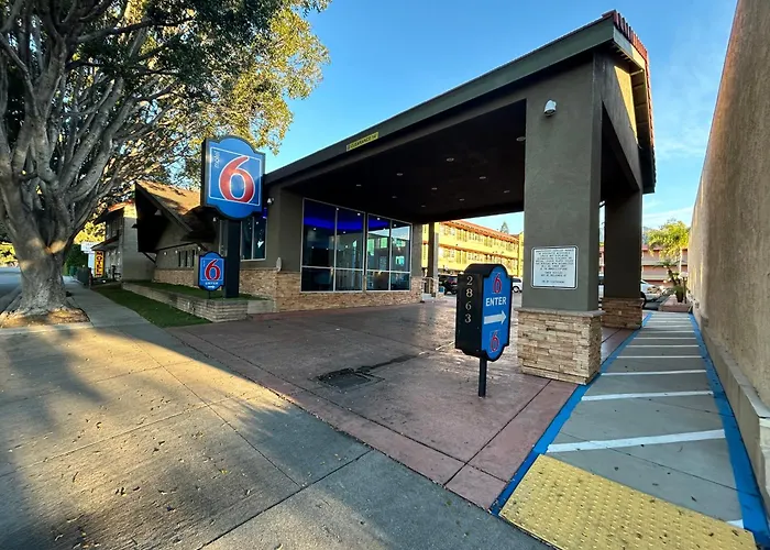Motel 6 Pasadena, Ca Old Town Pasadena Area