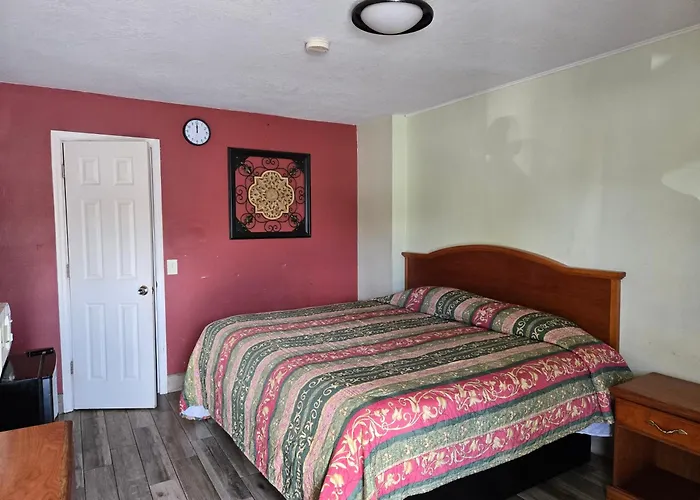 Golf View Motel