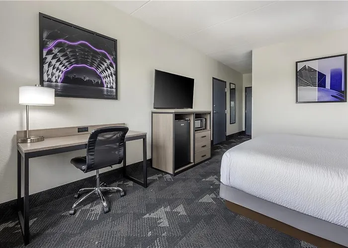 Best Western Bolingbrook Hotel