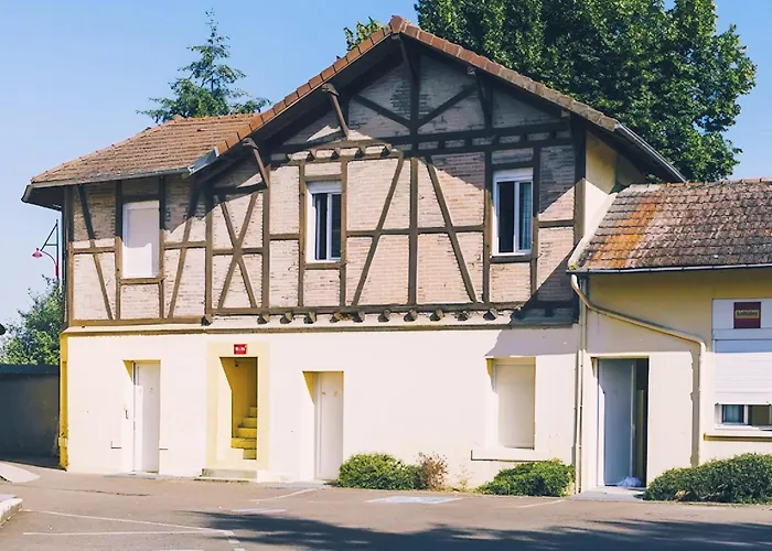 Hôtel&Résidence Avermes