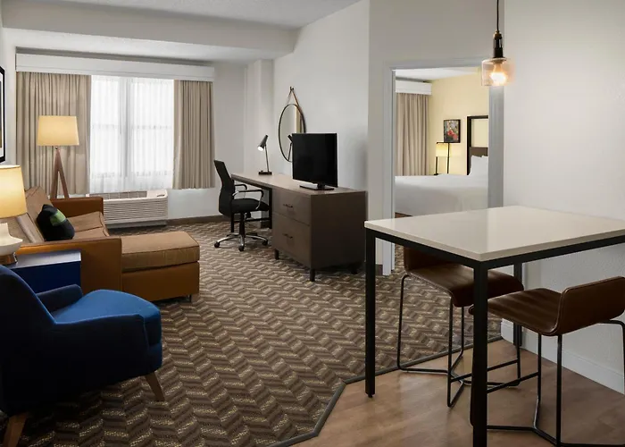 New Rochelle Dog Friendly Hotels