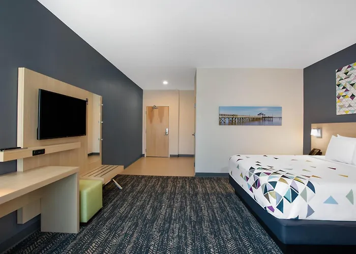 La Quinta Inn & Suites By Wyndham , Va- Dulles Airport