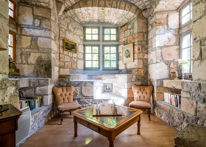 Chateau De La Caze Sainte-Énimie