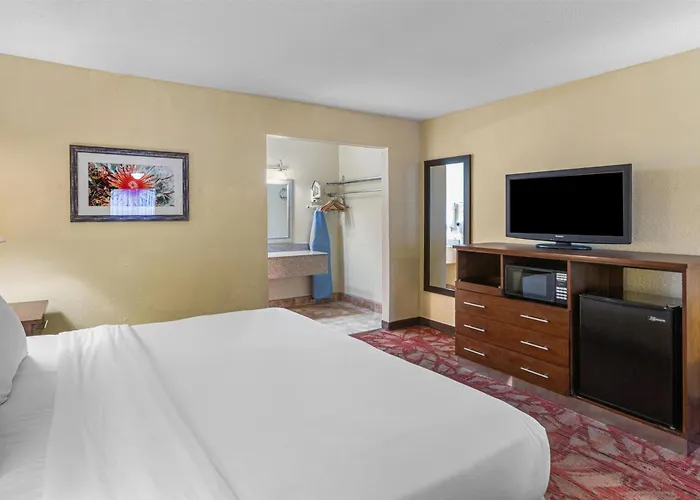 Best Western Pine Springs Inn