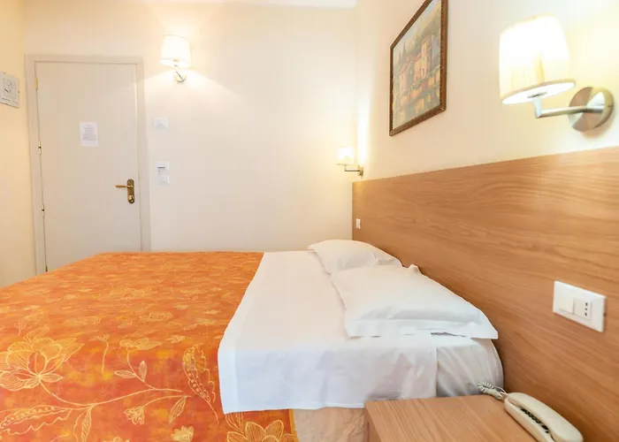 Hotel Majorca con uso piscina Riccione