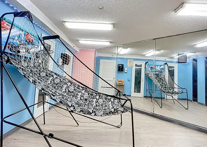 Stayable Jax West