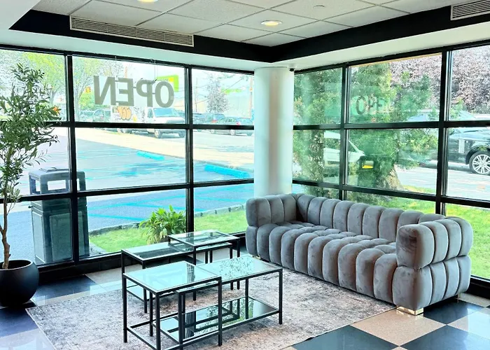 Nova Hotel Bronx
