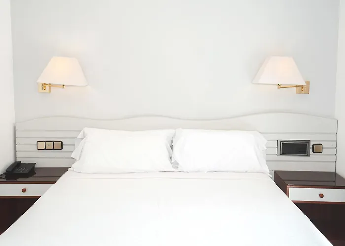 Hotel Placa Sant Feliu de Guíxols