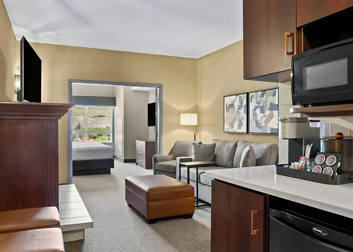 Ramada By Wyndham Drumheller Hotel & Suites