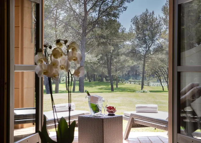 L'Hotel & Spa Du Castellet Le Castellet 