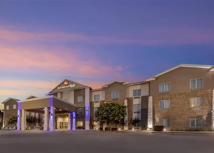 Best Western Plus Sand Bass Inn And Suites