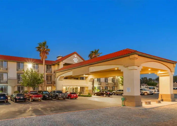 Best Western Plus John Jay Inn & Suites