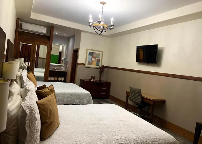 Hotel Hacienda Santana