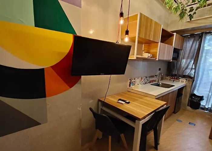 Redenza Suites Makati