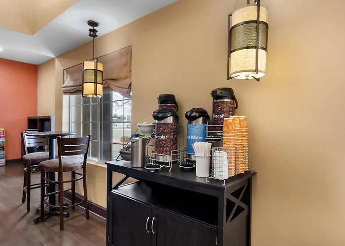 Comfort Suites Clovis - Fresno