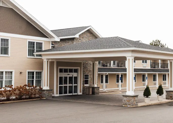 Belfast Harbor Inn