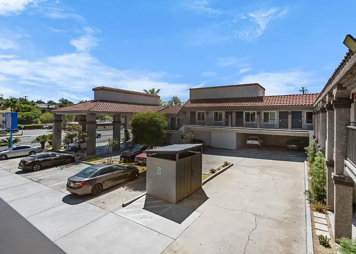 La Mesa Dog Friendly Hotels