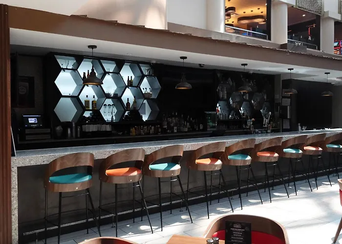 Jake'S 58 Casino Hotel - Adults Only