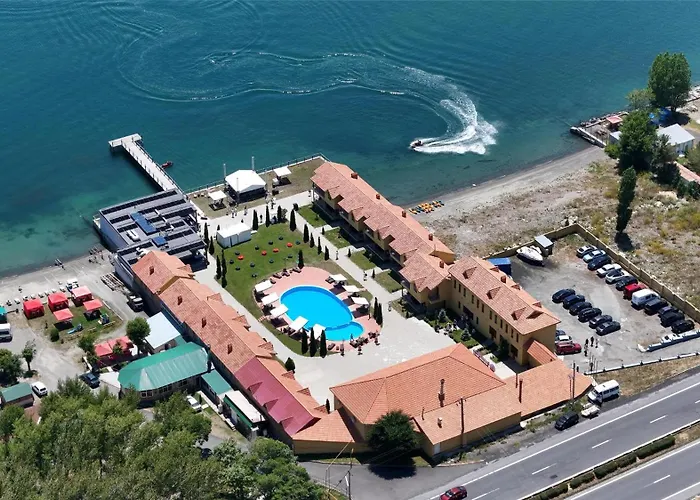 Best Western Bohemian Resort
