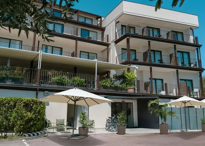 Ahg Riva Del Sole Wellness Hotel - Adults Only Moniga del Garda