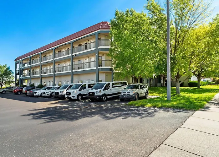 Quality Inn & Suites Sunport Airport Albuquerque