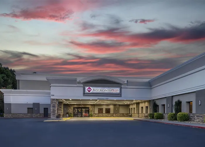Best Western Plus Clemson Hotel & Conference Center