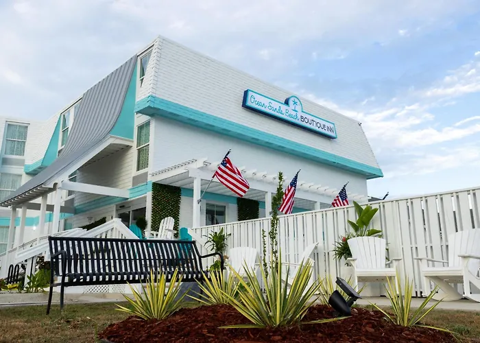 New 2026-Ocean Sands Beach Boutique -Sauna And Salt-Mineral Pool -Free Beach Bikes And Famous Beach- Fresh Baked Cookies And Popcorn - Bathrobes And Sunscreen In All Rooms-Ultra Sparkling-Free Laundry- 4 Grand Black Beds-Call Now & Save-1-252-Aha-