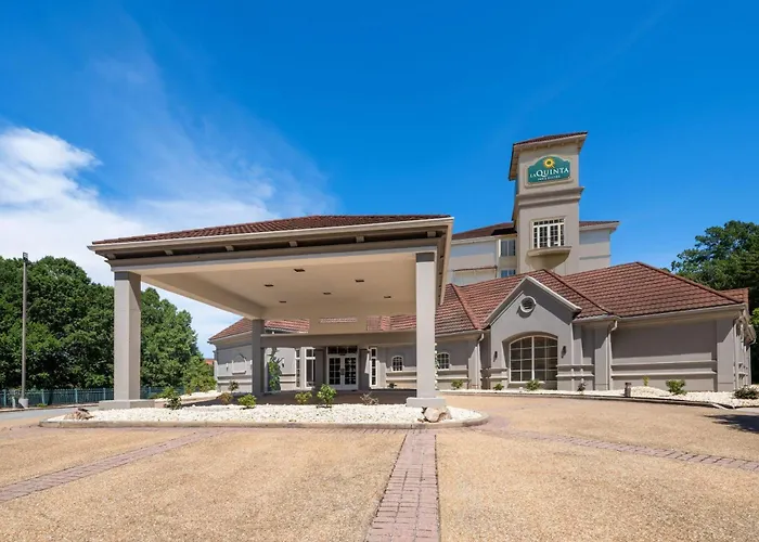 La Quinta By Wyndham Raleigh Cary Hotel