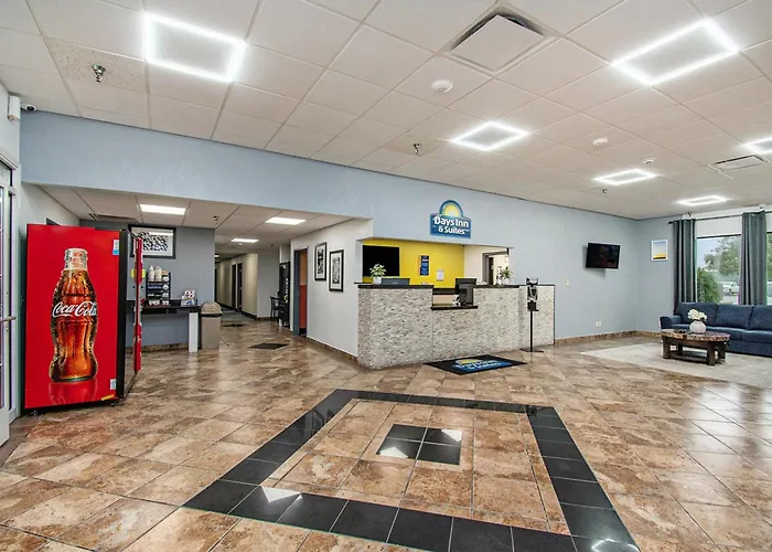 Days Inn & Suites By Wyndham Mt Pleasant