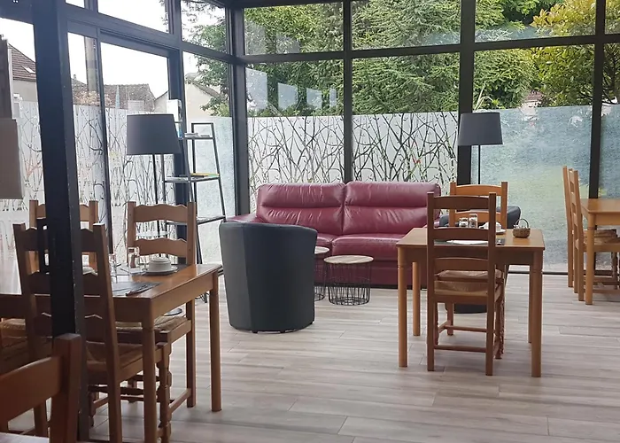 Brit Hotel Dak Hotel