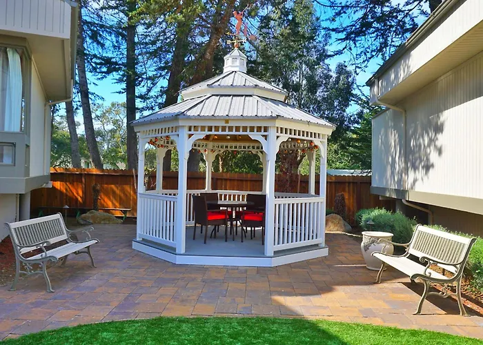 Best Western The Inn & Suites Pacific Grove