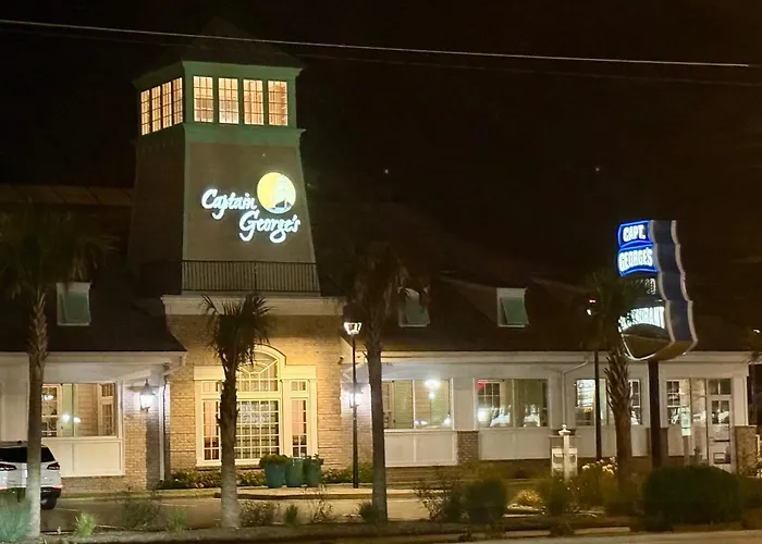 New 2026-Ocean Sands Beach Boutique -Sauna And Salt-Mineral Pool -Free Beach Bikes And Famous Beach- Fresh Baked Cookies And Popcorn - Bathrobes And Sunscreen In All Rooms-Ultra Sparkling-Free Laundry- 4 Grand Black Beds-Call Now & Save-1-252-Aha-