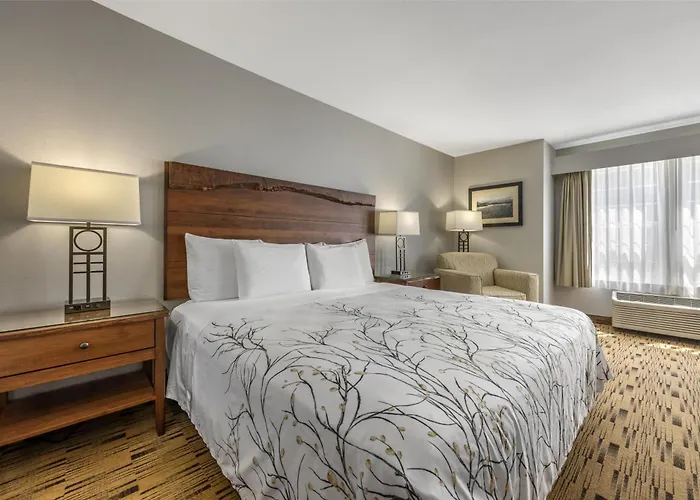 Best Western Plus Columbia River Inn