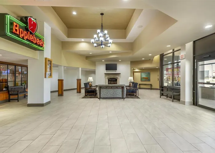 Best Western Plus York And Conference Center