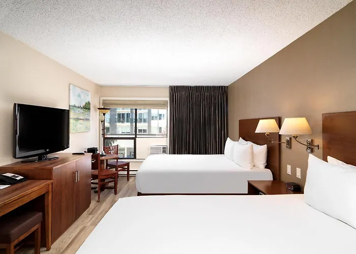 Huntingdon Hotel And Suites