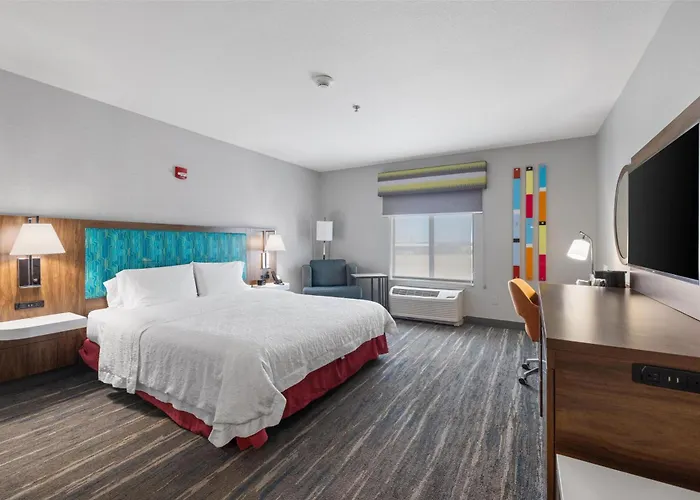 Hampton Inn & Suites Madera